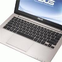ASUS S200E 987/4/320/Win 8/Peach