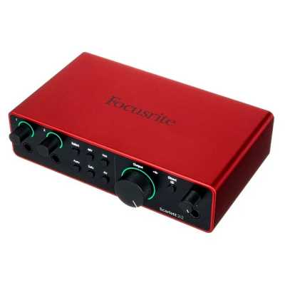 Focusrite Scarlett 2i2 4th Gen