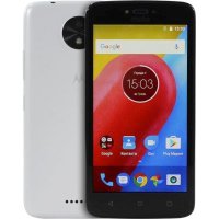 смартфон Motorola Moto C 8Gb White